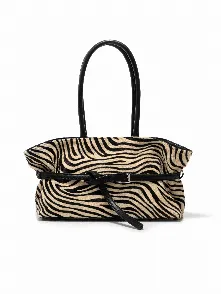 ESSENCE MINI ENTR’ACTE